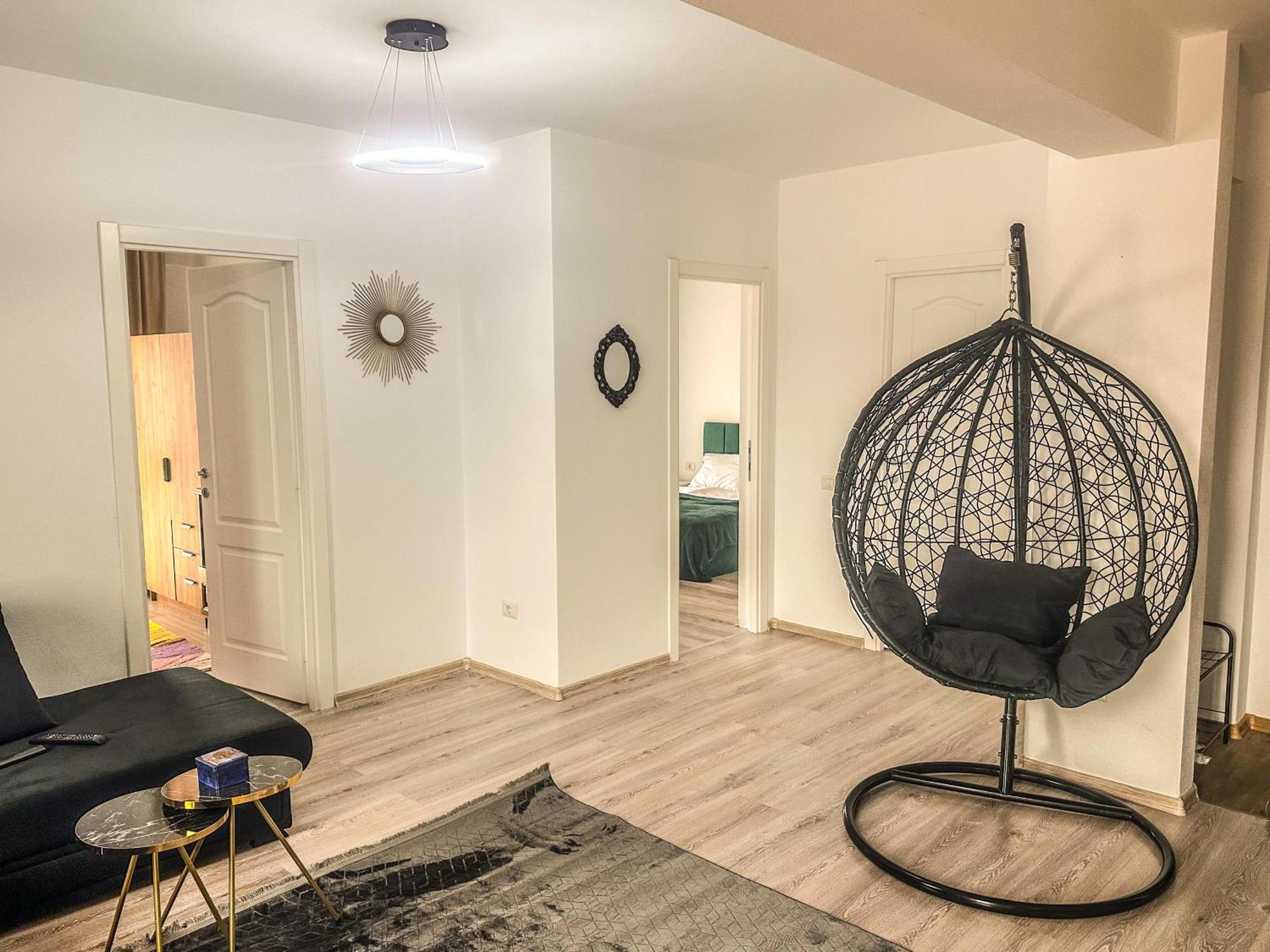Luxury Bucovina Apartment Gura Humorului